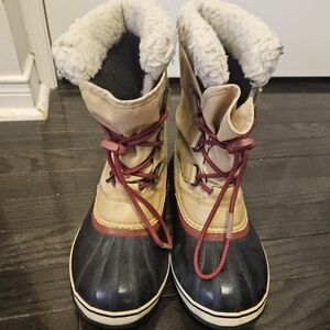 Kids's Tan Sorel Boots Size 5